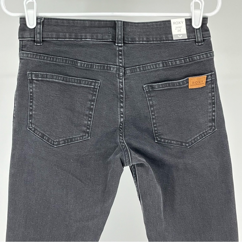 ROXY NWT COOL MEMORY BLACK SKINNY JEANS 26 - Picture 10 of 15